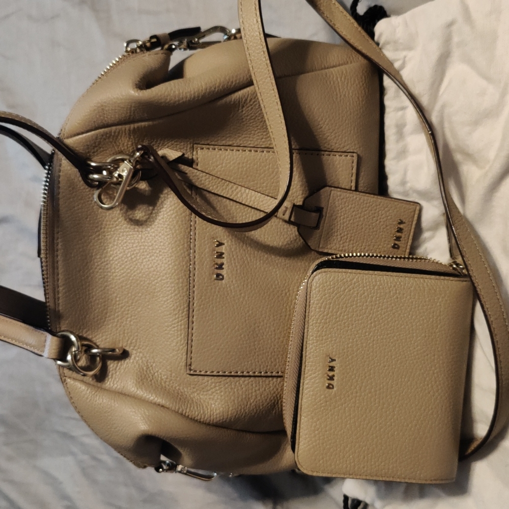 DKNY crossbody and wallet with the duster bag